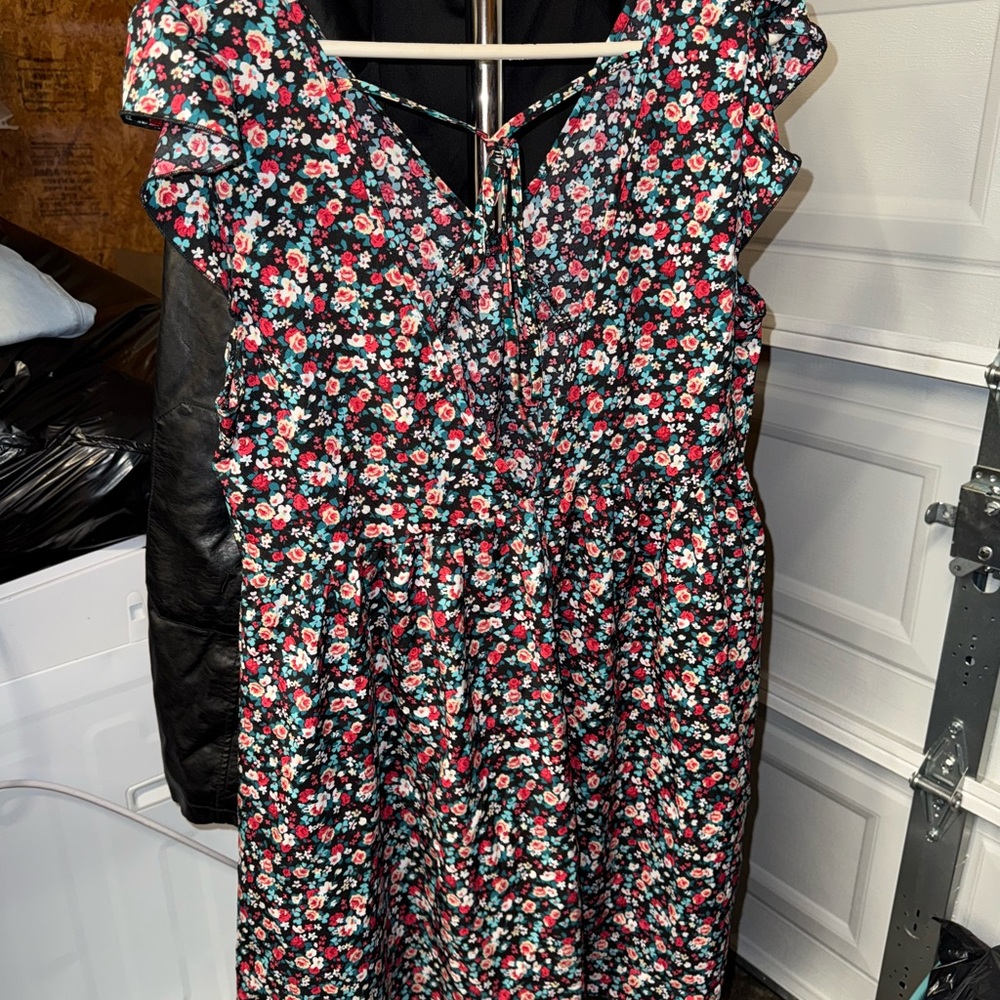 Floral Sleeveless Romper -Black, Blue, White and Red; BRAND NEW NEVER WORN